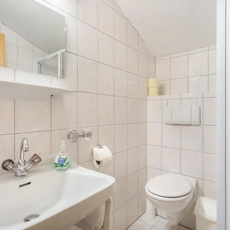 Apartman Schwuewong - 01 *